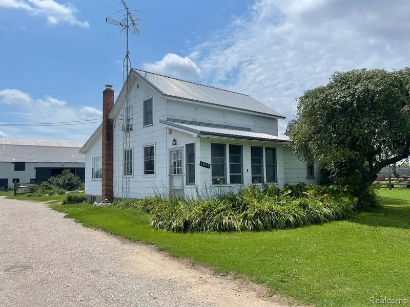 5909 BURTCH Road, Grant Twp, MI 48032