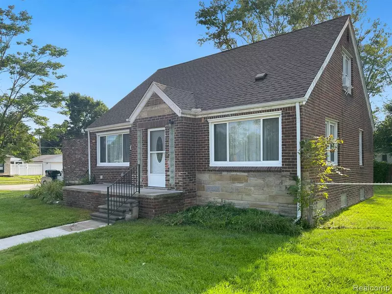 9909 BEECH DALY Road, Redford Twp, MI 48239