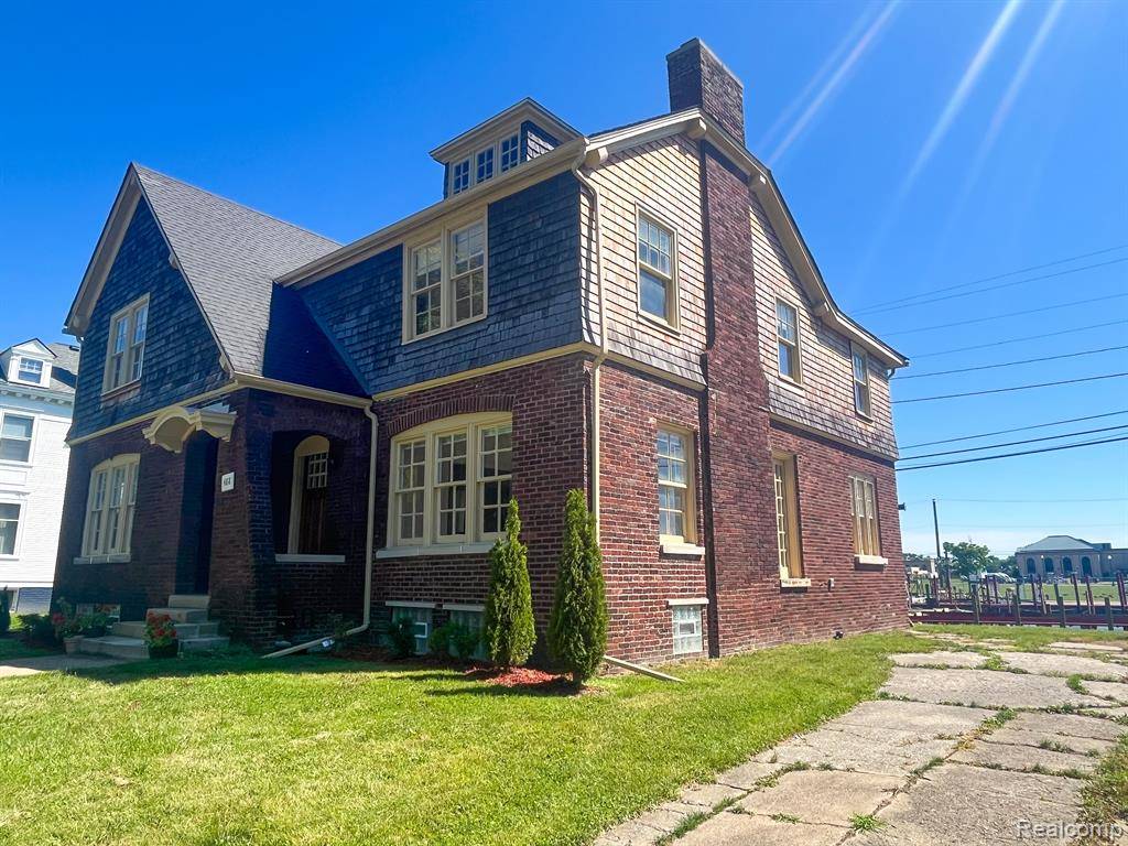 Detroit, MI 48214,488 PARKVIEW Drive