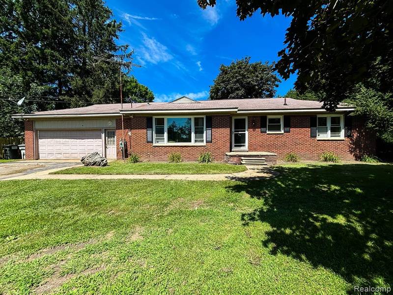 57934 TRAVIS Road, New Hudson, MI 48165