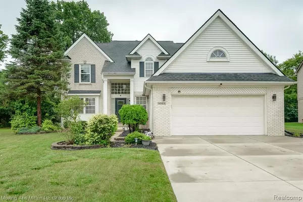 9084 W WALDEN Drive, Van Buren Twp, MI 48111