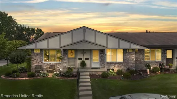 25213 Potomac 2, South Lyon, MI 48178