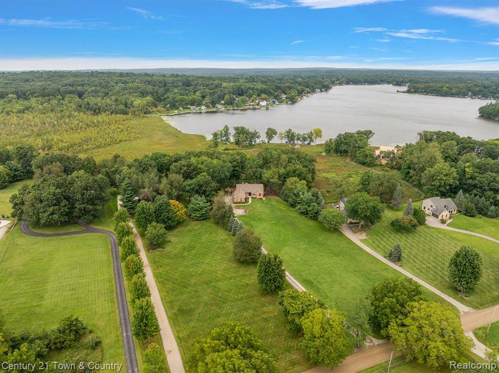 Springfield Twp, MI 48350,12120 SHAFFER Road
