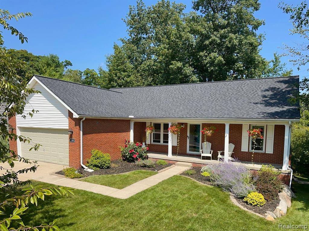 1509 OREGON Court, Waterford Twp, MI 48327