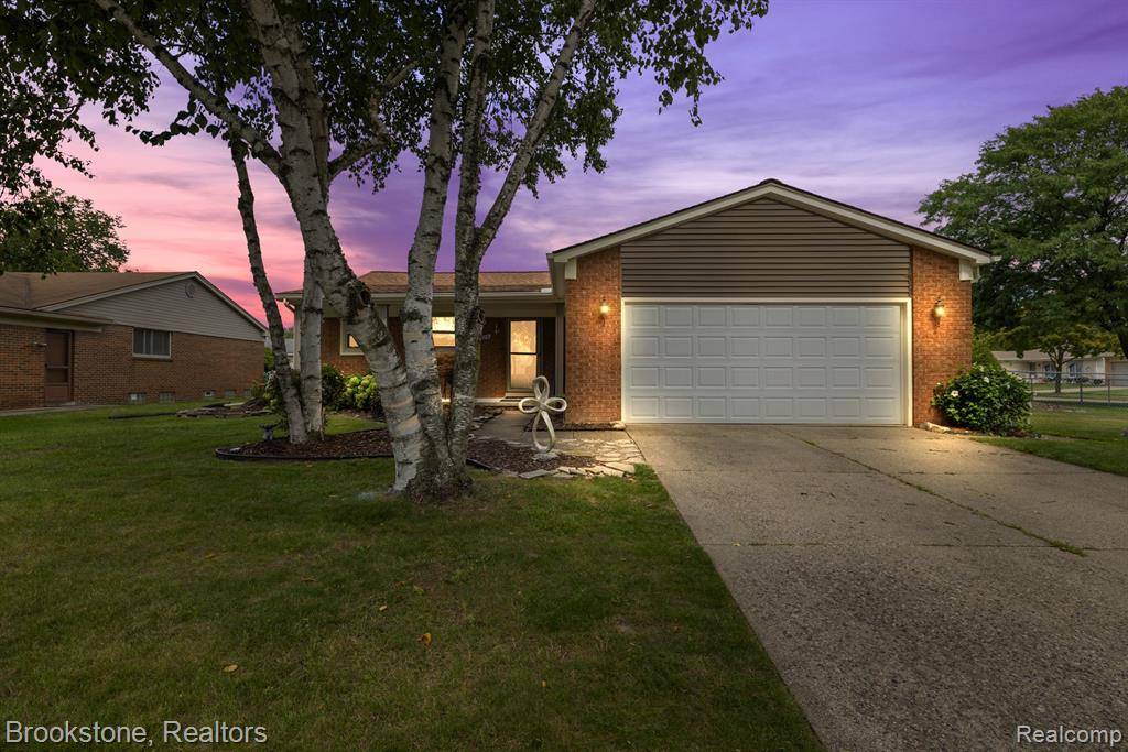 13279 TONABEE Drive, Sterling Heights, MI 48313