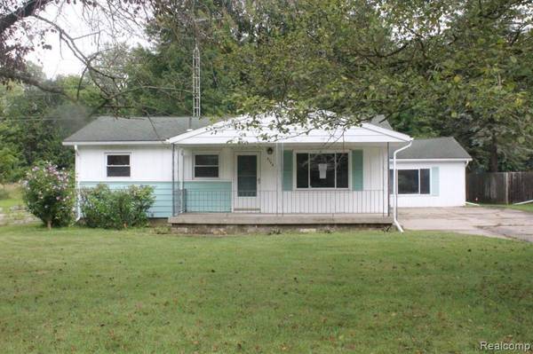 2246 WOODSTEAD Street,  Burton,  MI 48509