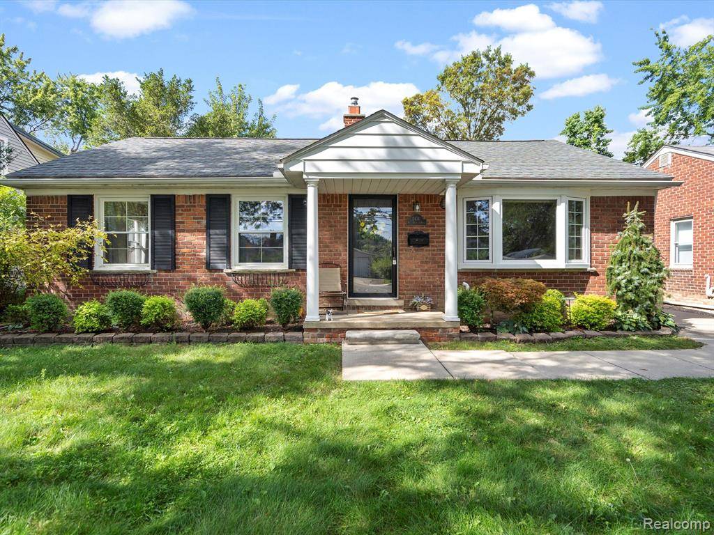 2414 W WEBSTER Road, Royal Oak, MI 48073
