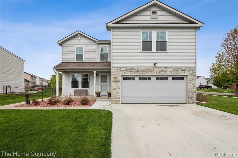 1774 Arbor Creek Drive, Frenchtown Twp, MI 48162