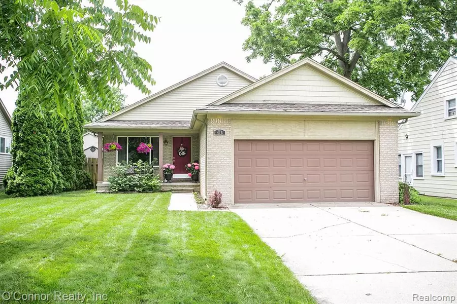 418 S BELLE RIVER Avenue, Marine City, MI 48039