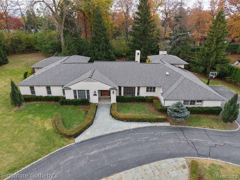 591 RUDGATE Road, Bloomfield Hills, MI 48304