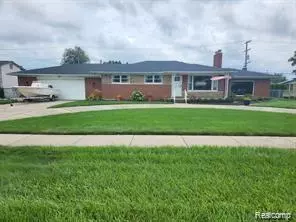 38414 JEFFERSON Avenue,  Harrison Twp,  MI 48045