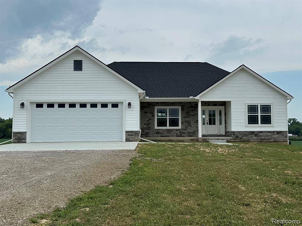 4625 Imlay City Road, Attica Twp, MI 48412