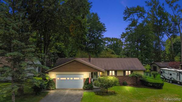 3349 CLYDE Drive, Burtchville, MI 48059