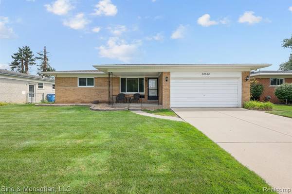 30550 BIRCH TREE Drive,  Warren,  MI 48093