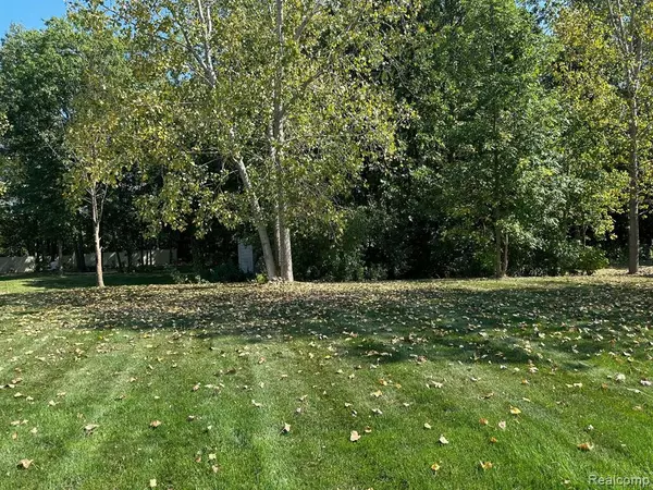 Grand Blanc Twp, MI 48439,0 Glenmeadow Court