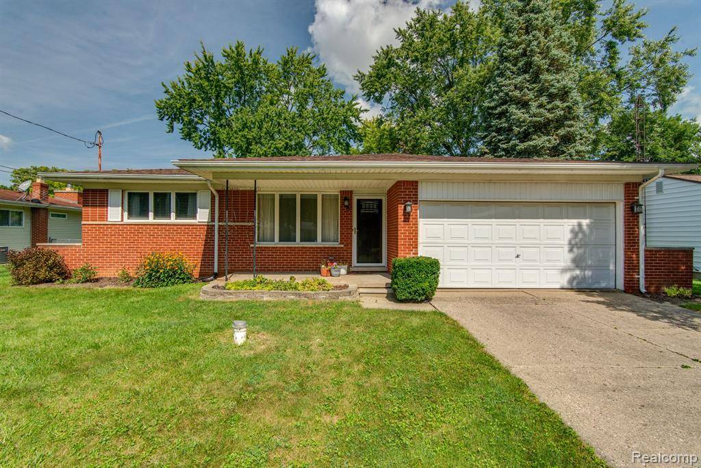 1092 TROTWOOD Lane, Flint Twp, MI 48507