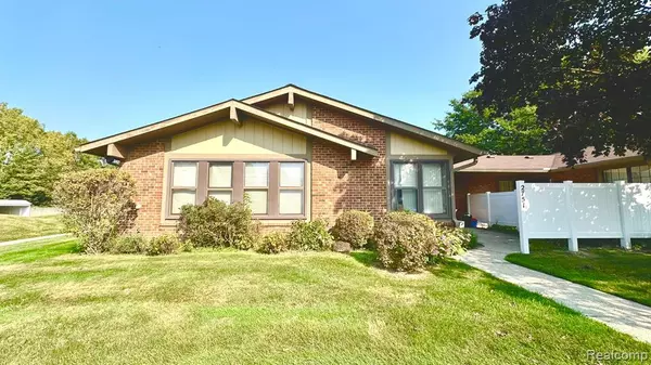 2751 ROUNDTREE Drive,  Troy,  MI 48083