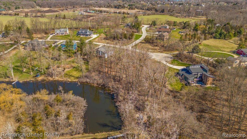 Green Oak Twp, MI 48178,10468 Oak Shore  Drive