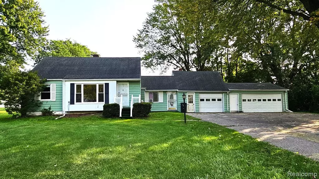 1453 W Stanley Road, Mt. Morris Twp, MI 48458