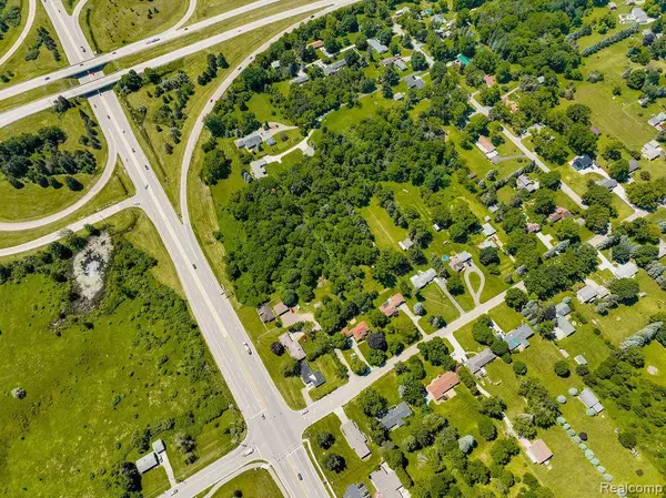 1023 TURRILL Road, Lapeer, MI 48446