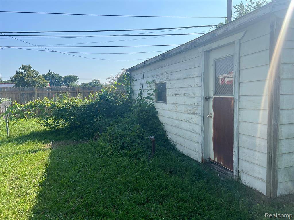 28451 KRAUTER Street, Garden City, MI 48135