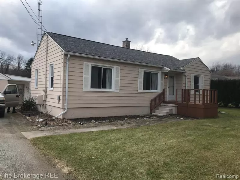 7099 RUSSELL Street, Genesee, MI 48437