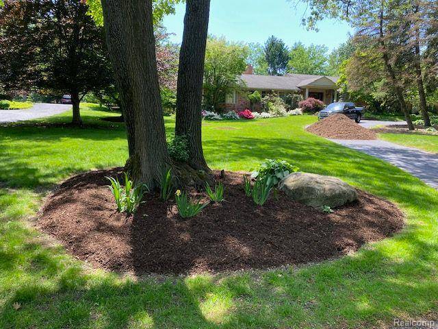 Bloomfield Hills, MI 48304,645 LONE PINE Road
