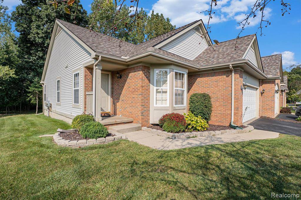 5852 AUGUSTA Lane, Holly Twp, MI 48439