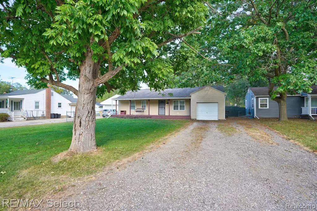 Flint Twp, MI 48532,1447 Mintola Avenue