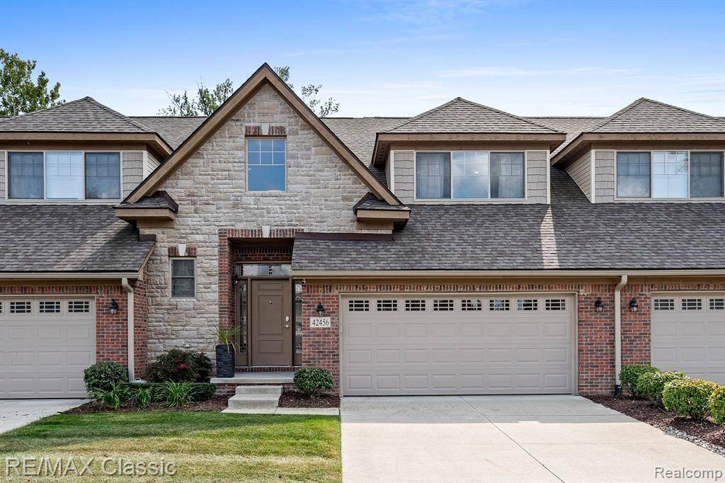 42456 GATEWAY Drive,  Plymouth Twp,  MI 48170