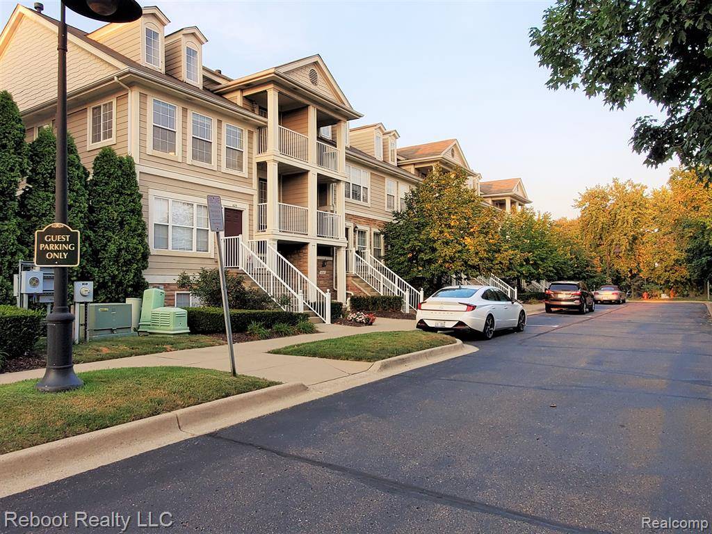 1127 BEAVER Run,  Troy,  MI 48083