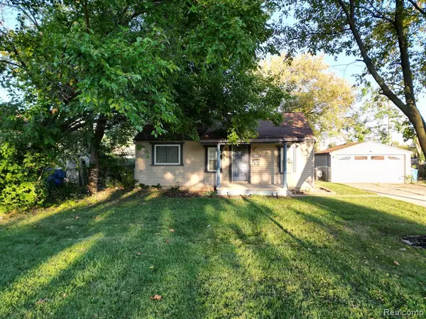 5681 MONROE Street, Dearborn Heights, MI 48125