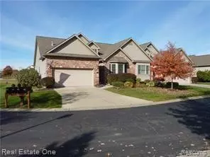 13136 HARBOR LANDINGS Drive, Fenton Twp, MI 48430