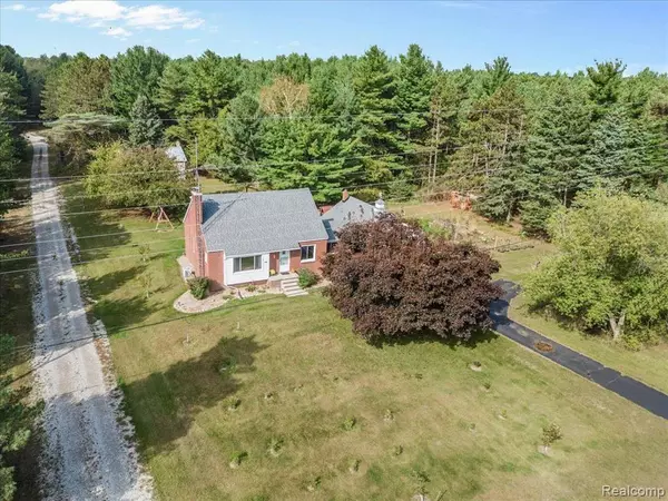 Burtchville Twp, MI 48059,8649 LAKESHORE Road