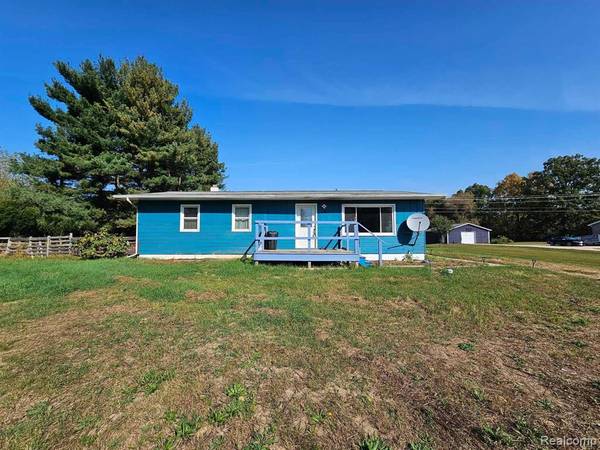5862 W PLAINS Road, Aurelius Twp, MI 48827