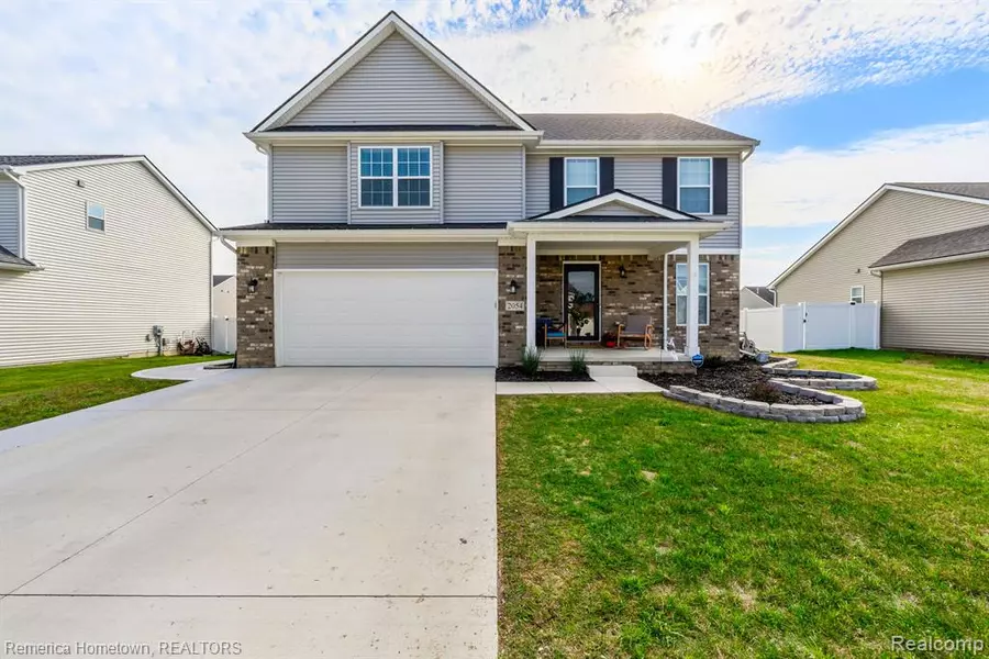 2054 MONOHAN Drive, Frenchtown Twp, MI 48162