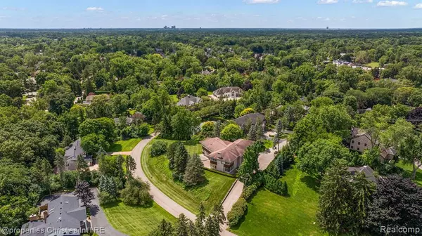 Bloomfield Hills, MI 48304,155 Endicott Road