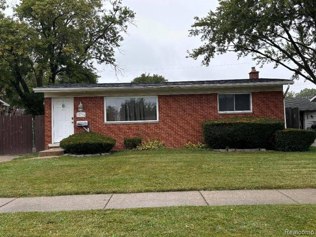 25734 WOHLFEIL Street, Taylor, MI 48180