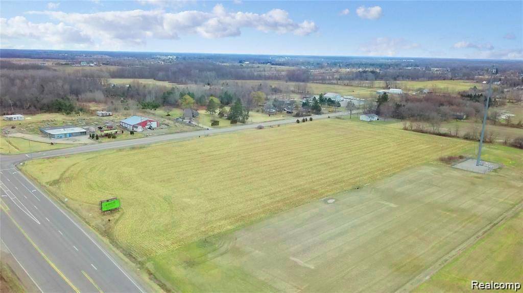 11866 E CORUNNA Road, Venice Twp, MI 48449