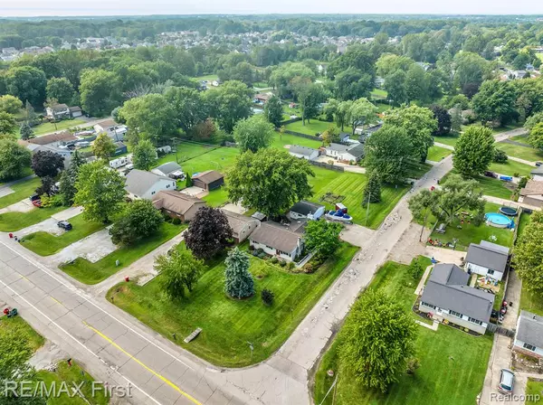 Chesterfield, MI 48047,47787 JEFFERSON Avenue