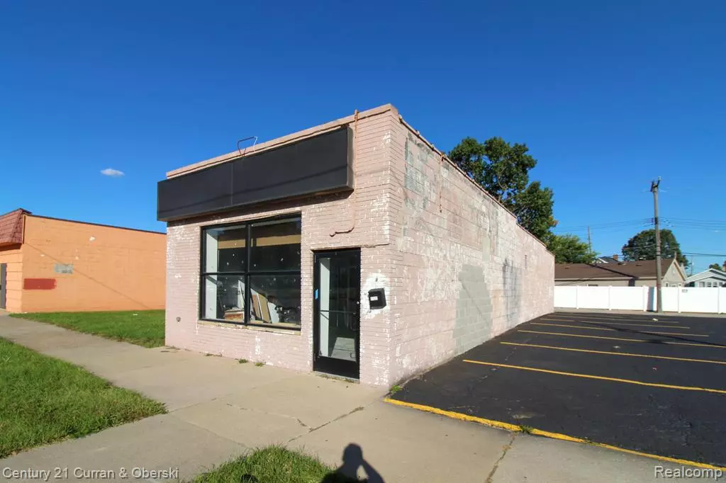 Lincoln Park, MI 48146,3125 FORT Street