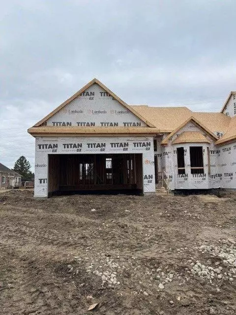 Macomb Twp, MI 48044,45675 BEAUFORT Drive