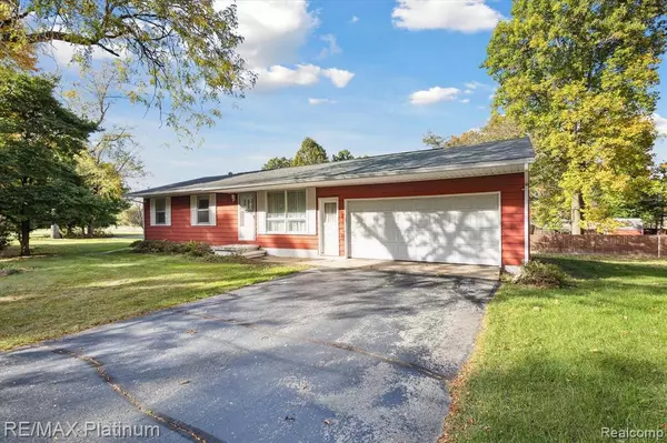 2832 GRAMER Road, Webberville, MI 48892