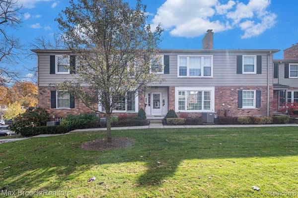 545 N OLD WOODWARD Avenue,  Birmingham,  MI 48009
