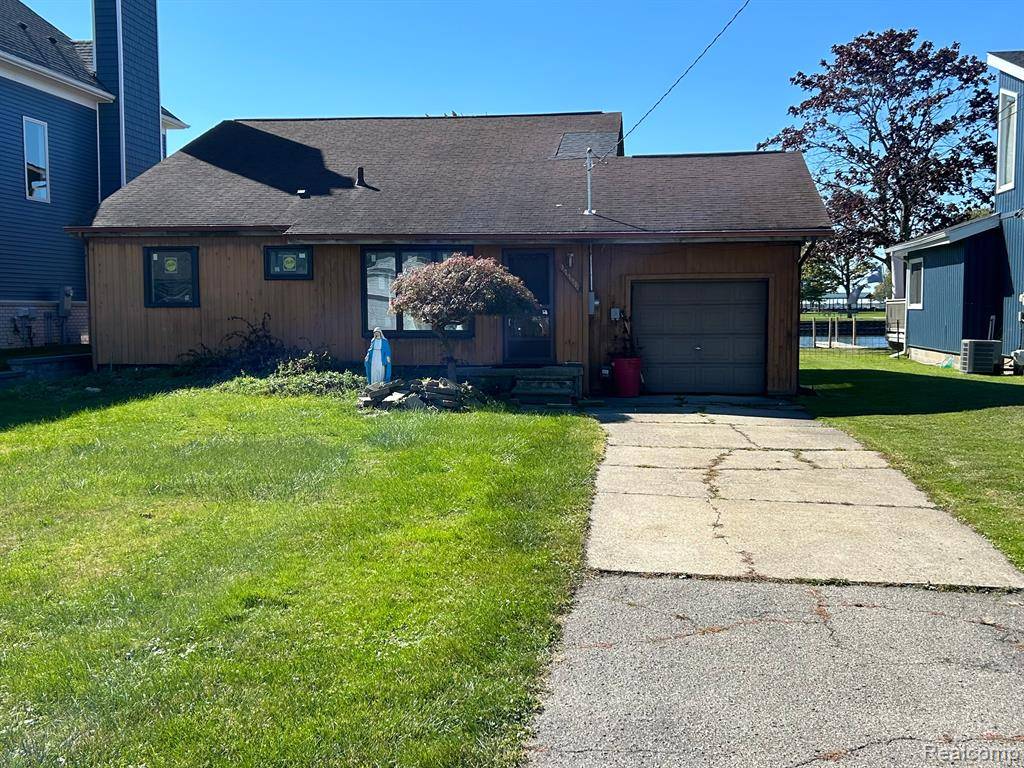 37791 HURON POINTE Drive, Harrison Twp, MI 48045