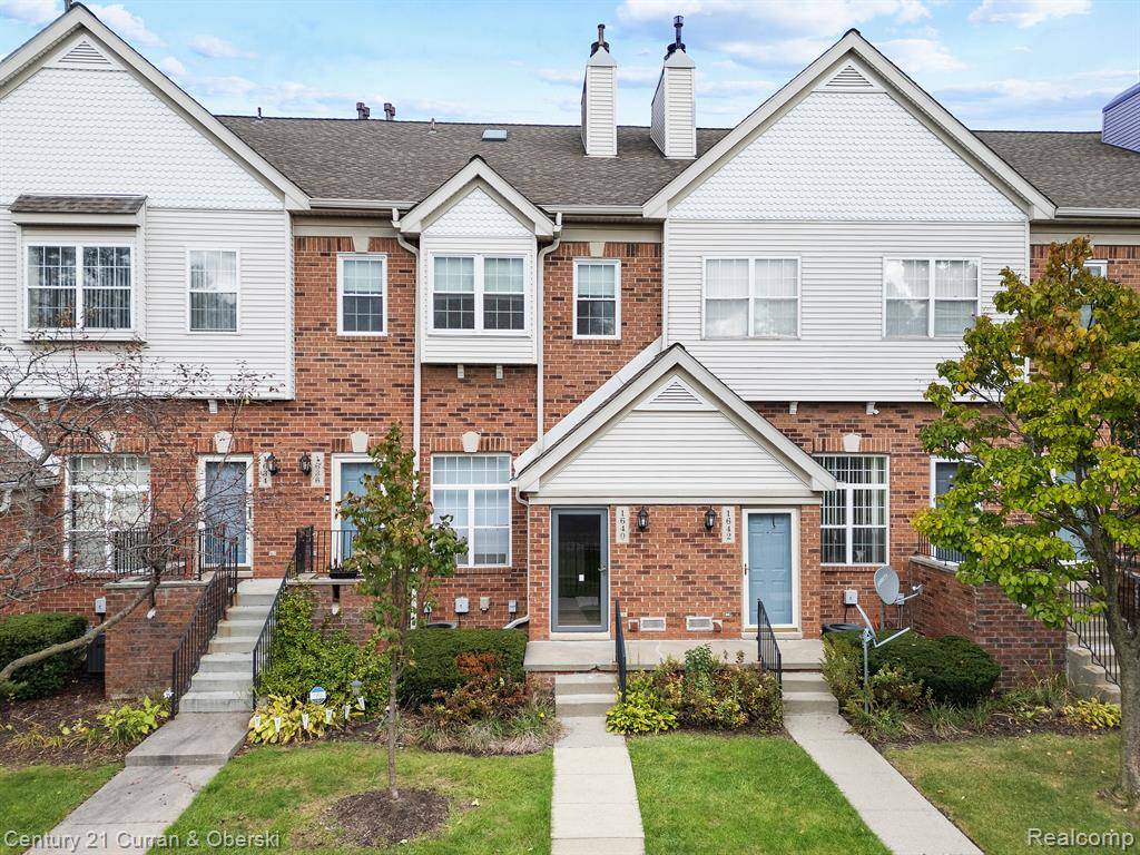 1640 CAMPAU FARMS Circle 89-17, Detroit, MI 48207