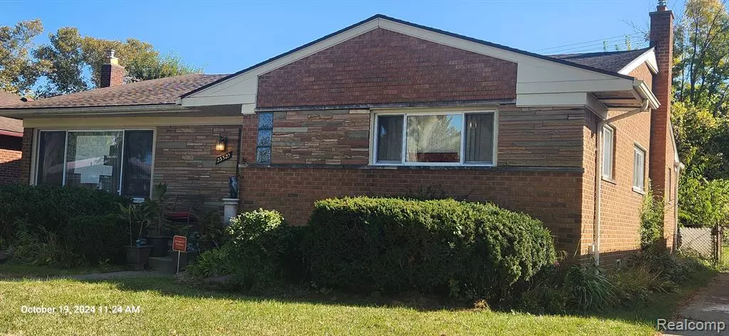 Oak Park, MI 48237,23520 WILDWOOD Street