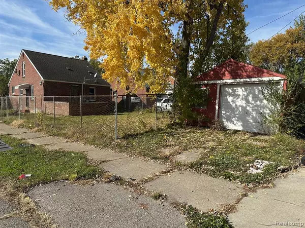 Detroit, MI 48235,20400 TRACEY Street