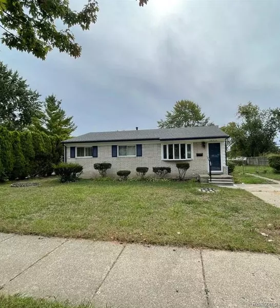 38323 AVONDALE Street, Westland, MI 48186