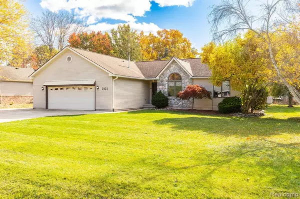 Grosse Ile Twp, MI 48138,7931 STOUT Avenue